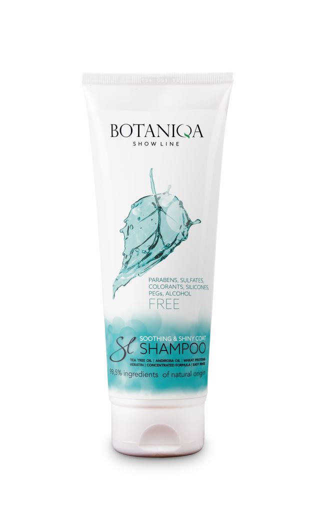 BOTANIQA Show Line Soothing&Shiny Coat Shampoo – szampon do bardzo wrażliwej lub podrażnionej trymowaniem skóry